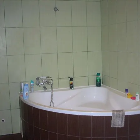 Aradi Vertanuk Utja Privat bolig