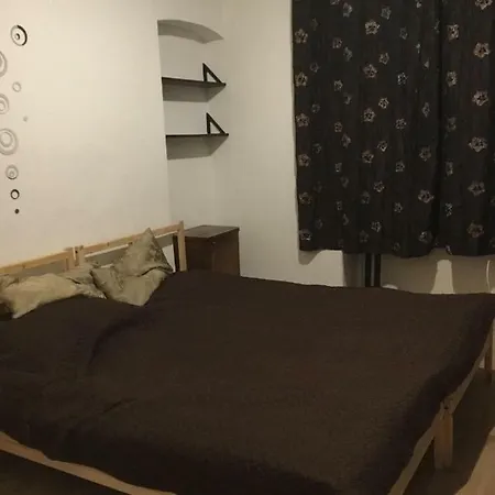 Aradi Vertanuk Utja Privat bolig