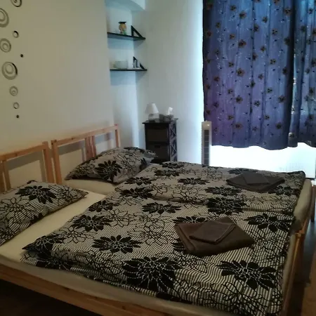 Aradi Vertanuk Utja Privat bolig *