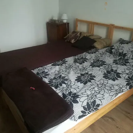 Aradi Vertanuk Utja Privat bolig *